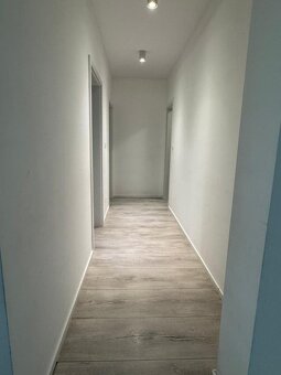Bez maklérov predám moderný dom v lokalite Rovinka ID 105455 - 7