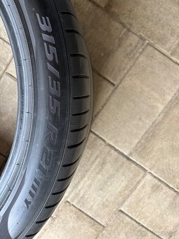 275/40 R21 a 315/35 R21 Pirelli Letne - 7