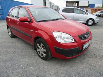 Kia Rio - 7