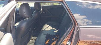Toyota Avensis Executive 2.0 D-4D - 7