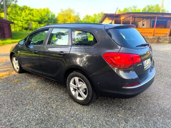 Opel Astra J 1,7 Sports Tourer - 7