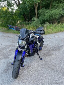 Yamaha MT07 - 7