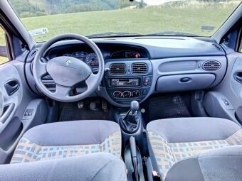 Renault Megane 1,4 B - 7