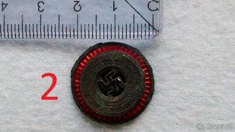 kopané odznaky, kokarda, medaila - 7