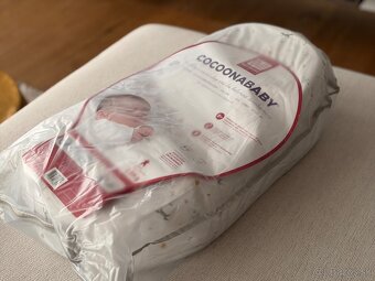 Ergonomicke hniezdo Cocoonababy® Red Castle - 7