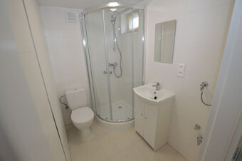 1 izb byt Zlaté piesky s pozemkom 250m2, elektrina, voda, 50 - 7