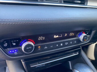 MAZDA 6 4x4 R.2020 TOP-VÝBAVA... - 7