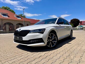Škoda Superb Combi 2.0 TDI Sportline DSG Matrix Virtual - 7