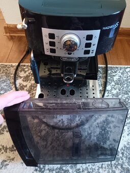 Kávovar DeLonghi Magnifica S - 7