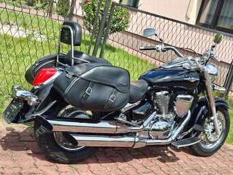 Suzuki C 800 VL 800 Intruder - 7