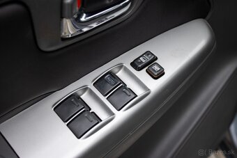 Toyota Hilux DC 3.0 I D-4D Sol A/T, 126kW, A5 08/2012 - 7