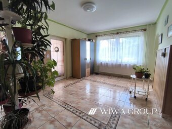 Na predaj priestranný rodinný dom v Ostrihome - 7