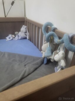 Postieľka a prebaľovací pult - 7