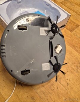 Bowai jednoduchy "robotický" vysávač - 7