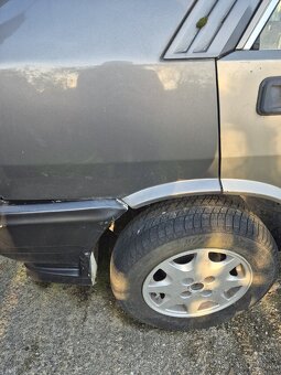 Lancia Delta  1.6. - 7