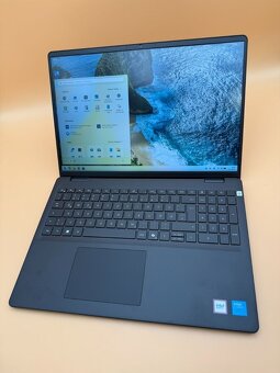 Notebook Dell 16 / Core 7 150U / 16GB RAM / 1TB SSD - 7