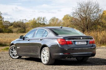 BMW Rad 7 F01 730d / 180kW / A6 - 7