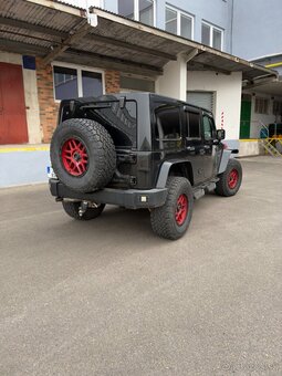 Jeep Wrangler JK Unlimited 3.6 V6 - 7