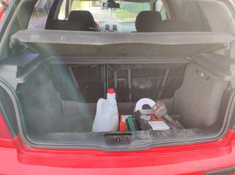 Predám vw polo 1.4 tdi 55kw 2004 - 7