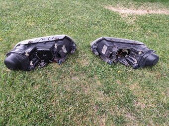Predám predné svetlá xenón VW Passat B5,5 - 7