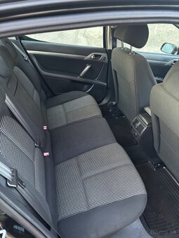 Peugeot 407 - 7