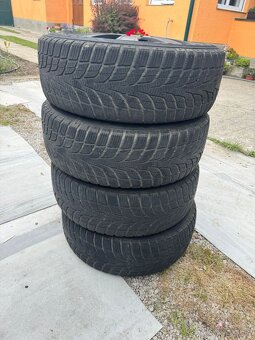 215/60 R16 Zimné pneumatiky + oceľové disky, puklice - 7