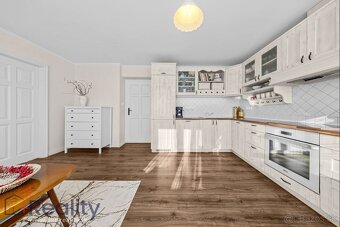 Trojizbový byt so záhradkou v centre mesta Dunajská Streda - 7