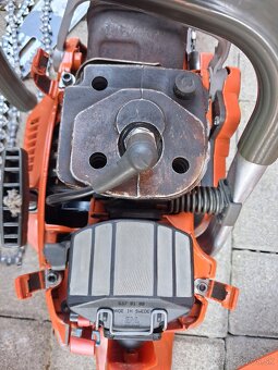 Husquarna 359 motorová píla - 7