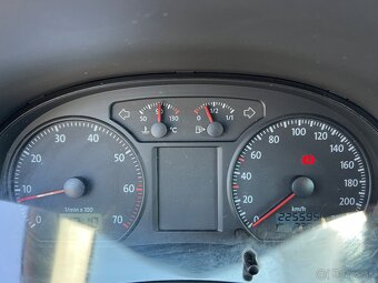 Volkswagen Polo 1.4 MPI 2007 - 7