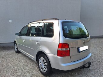 Volkswagen Touran 1.9tdi(77kw) 6-M - 7