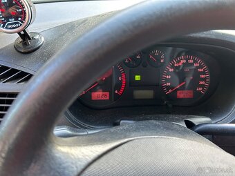 Seat Ibiza 1,9Tdi 66Kw r.v.2000 - 7