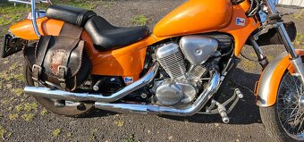 Predám motorku Honda Shadow 600 - 7