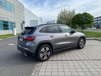 Na prodej Mercedes Benz GLA 200D - 7