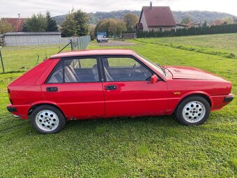 Lancia Delta HF 4WD turbo - 7