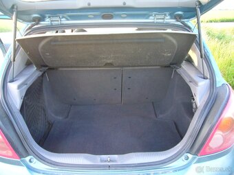 Nissan Almera - 7