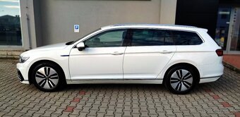 VW PASSAT B8 GTE 1.4 TSI 160KW,DSG,2022, MATRIX,VIRTUAL, DPH - 7