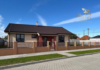 Predaj 4 izbový rodinný dom Dvory nad Žitavou / N. Zámky - 7
