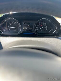 Peugeot 208 Allure, Panorama - 7