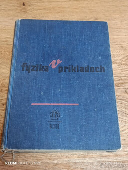 Knihy - Fyzika - 7