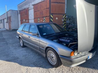 Predám BMW e34 touring - 7
