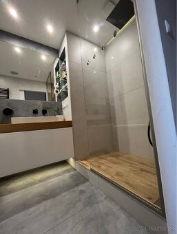 Priestranný 4-izbový byt-97 m², sídlisko 1.mája blok I - 7