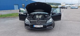 Predám Mercedes C300CDI 4matic - 7