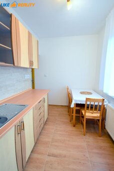 Prenájom 2 izbového bytu Centrum, ul Holubyho - 7