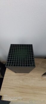 Xbox Series X + 2 ovládače + nabíjacia stanica + Blue-ray - 7