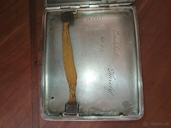 Tabatierka, Torzo hodín, lampa - 7