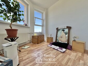 Na prenájom zariadený 2-izbový ateliérový byt Komárňanská ul - 7