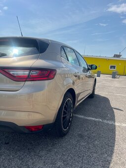 Renault Megane - 7