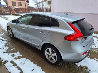 Volvo V40 D2 - 7