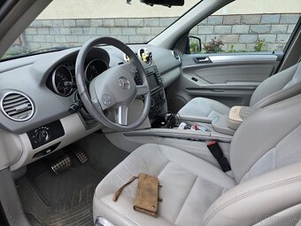 Mercedes ML 350 CDI 4MATIC. Rok.2011 - 7