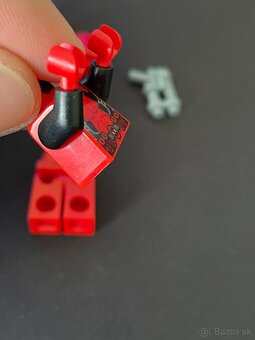 Vymením Lego minifigúrku Deadpoola za Bionicle (G1) set(y) - 7